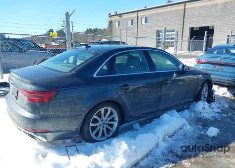 2019 Audi A4 45 Premium z USA, uszkodzony, nr VIN WAUENAF4XKN006933